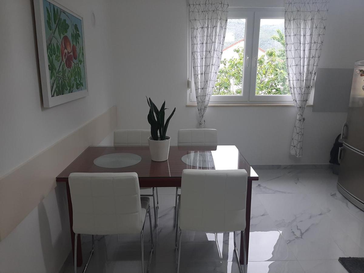 Guest House No 13 Мостар Екстериор снимка