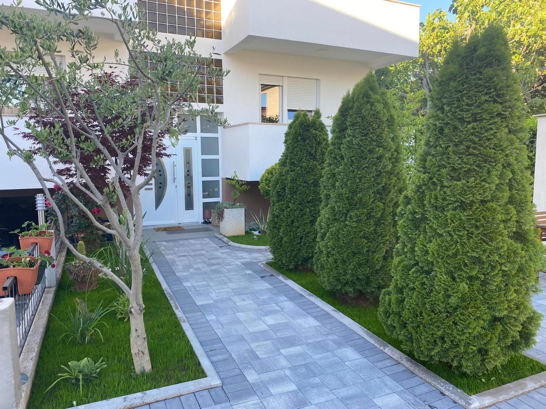 Guest House No 13 Мостар Екстериор снимка